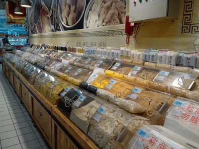 春節散裝食品營銷系列報道之二 散貨陳列技巧與優秀企業案例解析